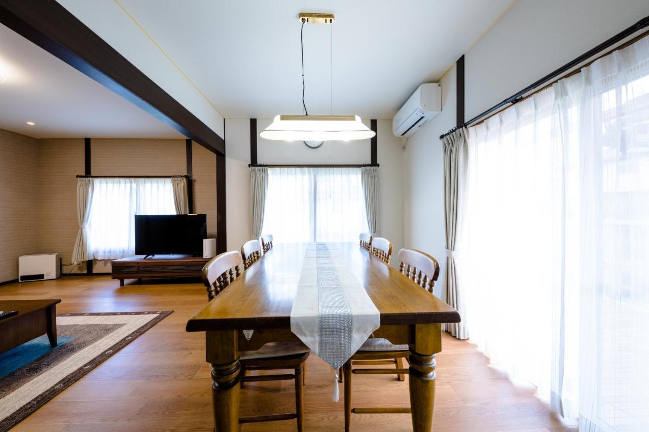 コージー バケーション ステイ 富士河口湖 Villa Bagian luar foto